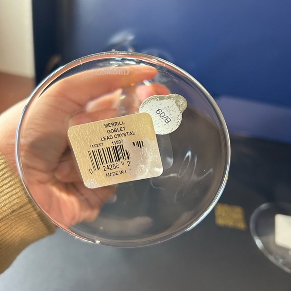 Waterford Merrill Crystal Goblet. 
 Wine Glass Set - Picture 6 of 6